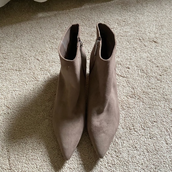 Taupe suede ankle boots - Picture 1 of 5
